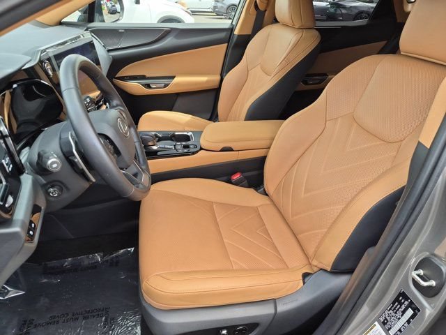 Used 2025 Lexus NX 450h+ AWD w/ Accessory Package (Z2) image 11