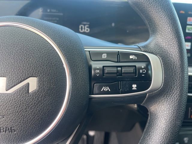 Used 2025 Kia K5 LXS image 17