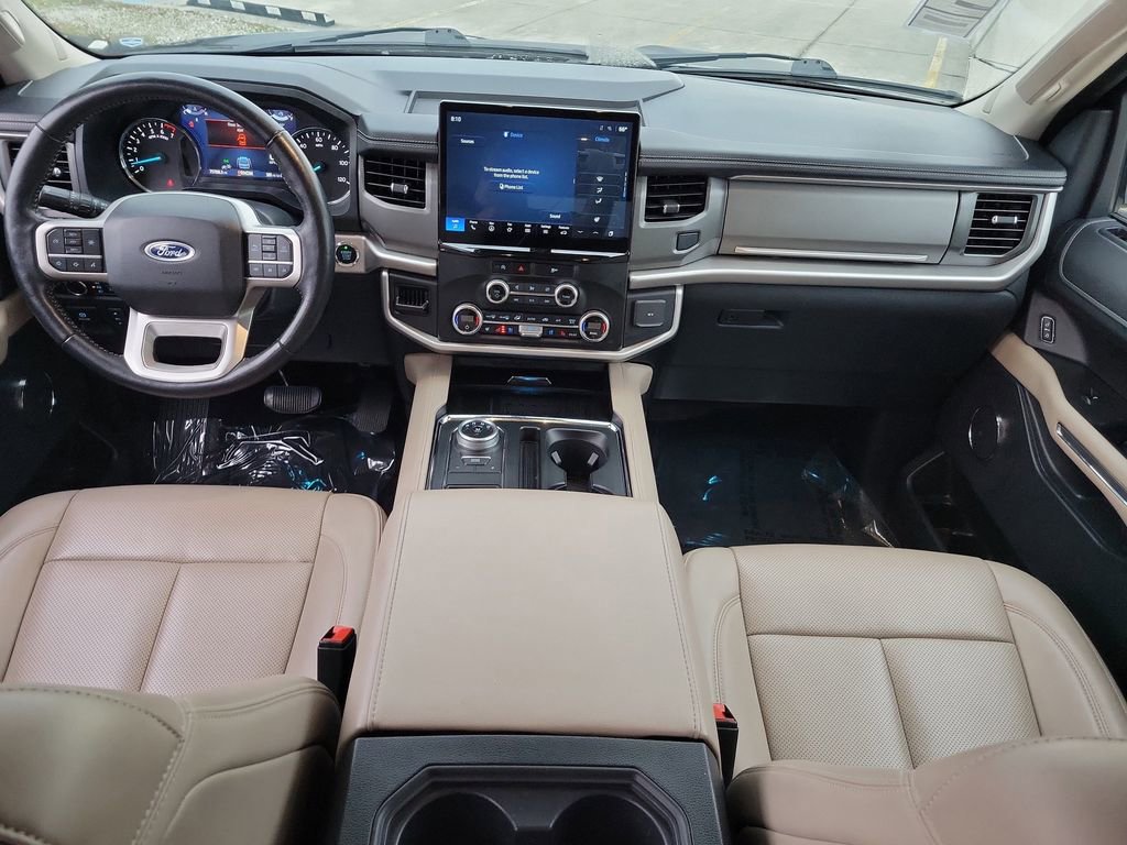 Used 2024 Ford Expedition Max XLT image 17