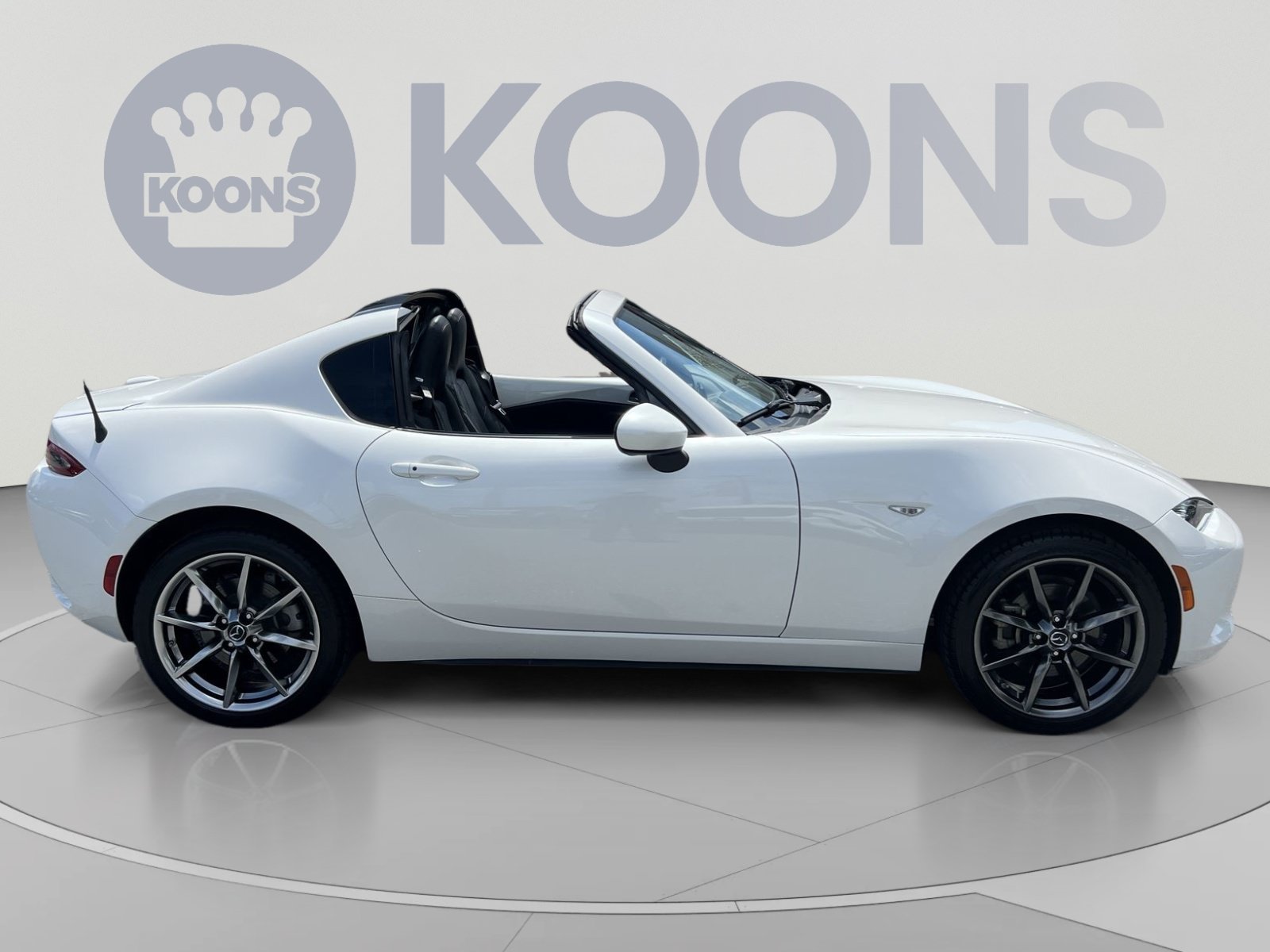 Used 2018 MAZDA MX-5 Miata RF Grand Touring RWD image 8