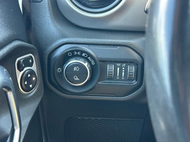 Used 2020 Jeep Gladiator Sport w/ Quick Order Package 24S AWD/4WD image 18