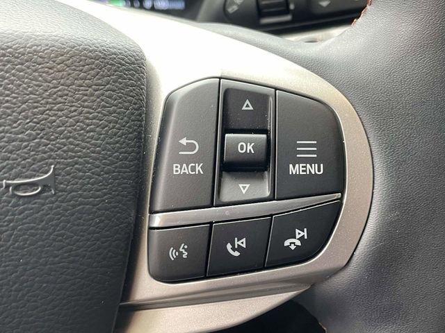 Certified 2025 Ford Explorer Active w/ Active Comfort Package RWD image 19