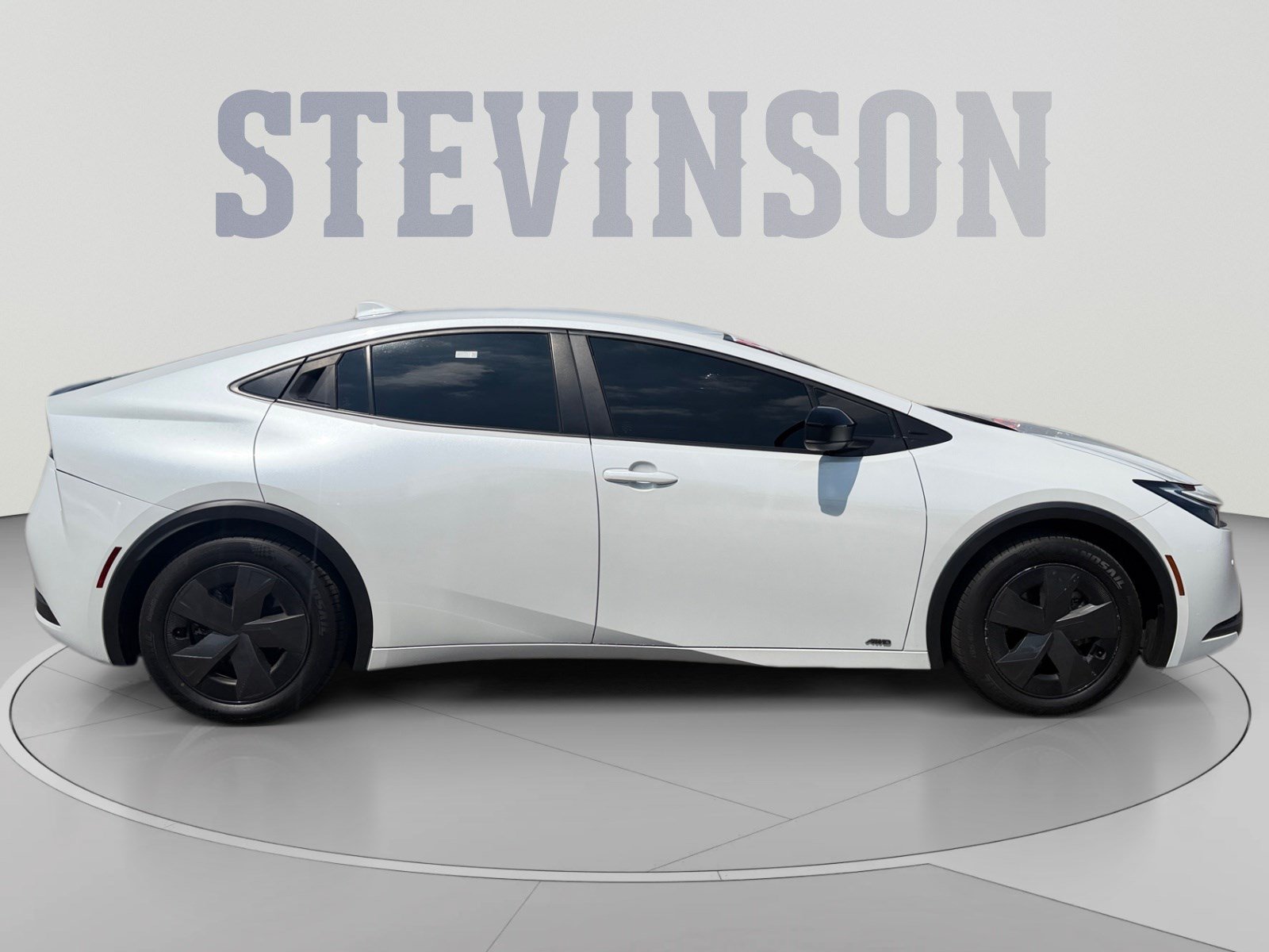 Certified 2023 Toyota Prius LE AWD/4WD image 6