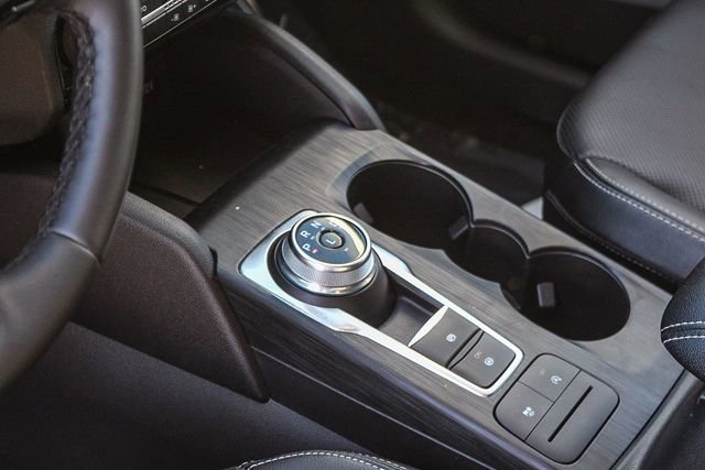 Used 2022 Ford Escape SEL image 26