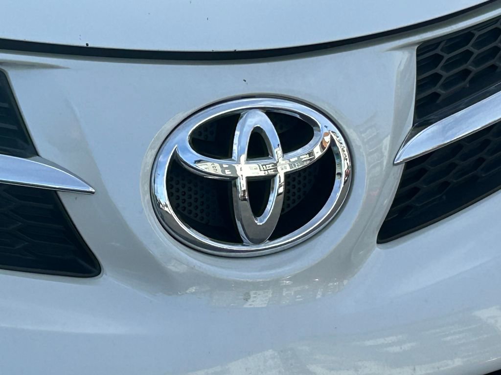 Used 2015 Toyota RAV4 Limited w/ Technology Package image 11