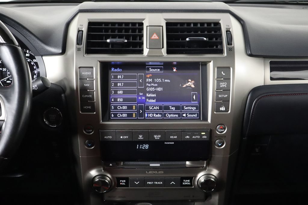 Used 2021 Lexus GX 460 Luxury w/ Accessory Package AWD/4WD image 29
