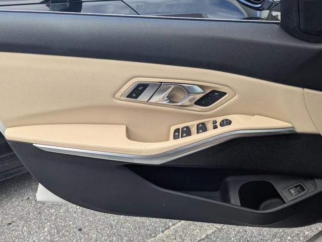 Used 2019 BMW 330i Sedan w/ Convenience Package RWD image 9