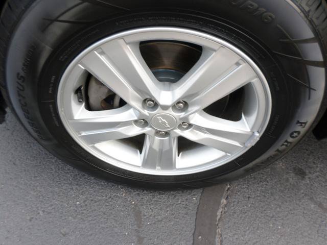 Used 2020 Chevrolet Trax LT AWD/4WD image 36