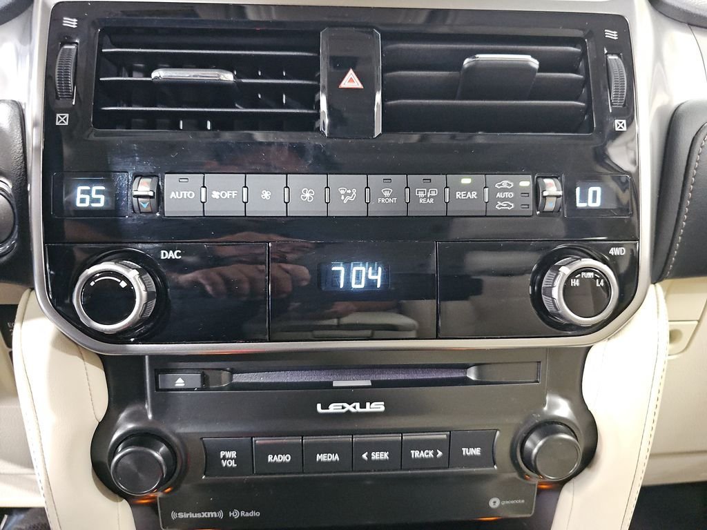 Certified 2023 Lexus GX 460 Premium w/ Premium Package AWD/4WD image 22