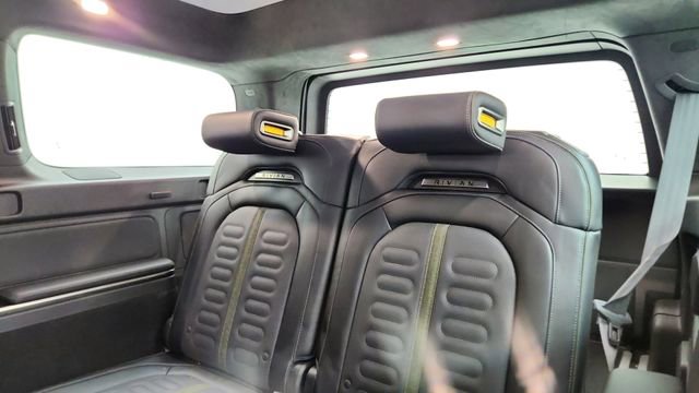 Used 2024 Rivian R1S Adventure image 30