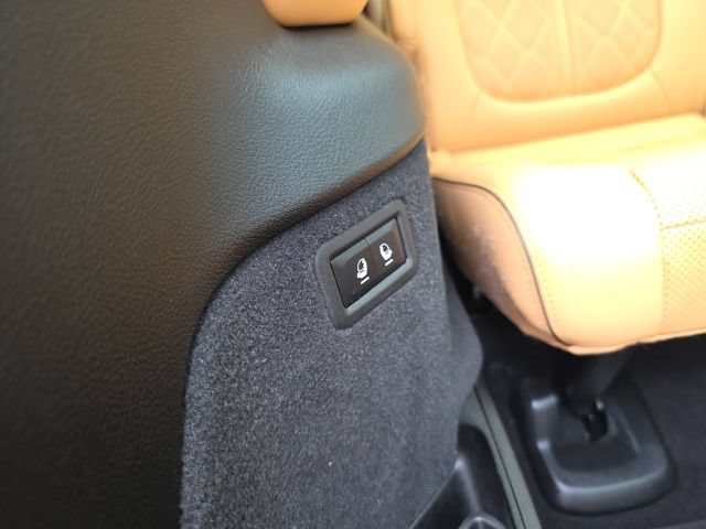 Used 2025 Jeep Grand Wagoneer L Series III w/ Rear Seat Video Group 1 AWD/4WD image 62