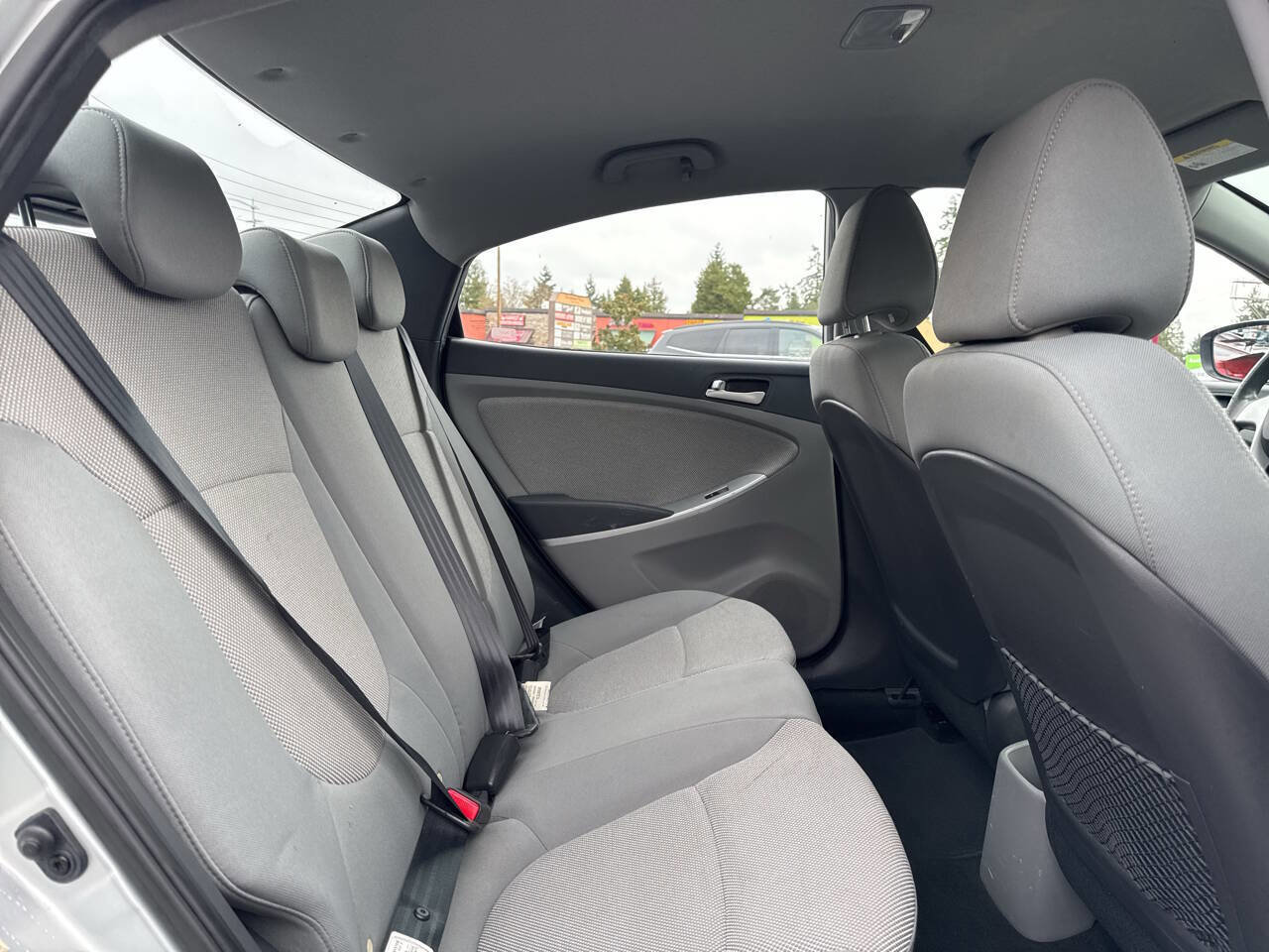 Used 2013 Hyundai Accent GLS image 17