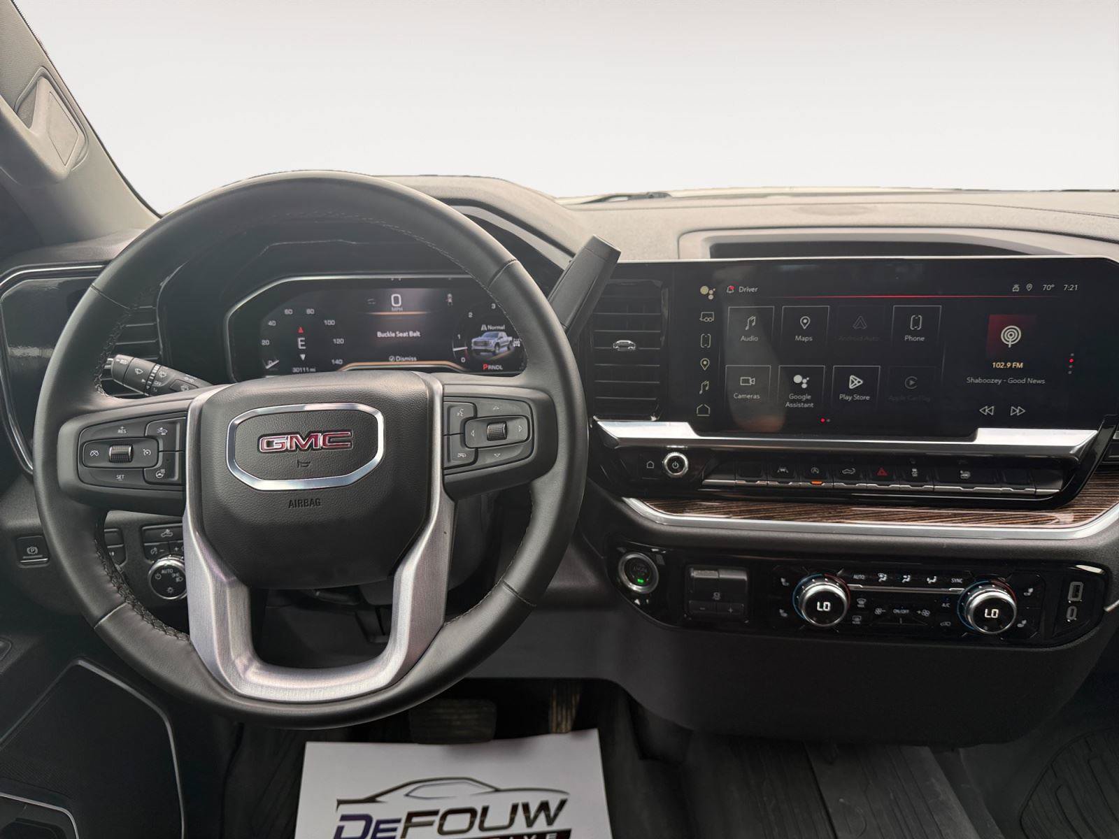 Used 2024 GMC Sierra 1500 SLE w/ Preferred Package AWD/4WD image 13