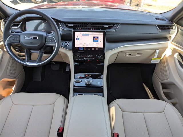 New 2025 Jeep Grand Cherokee Limited image 15