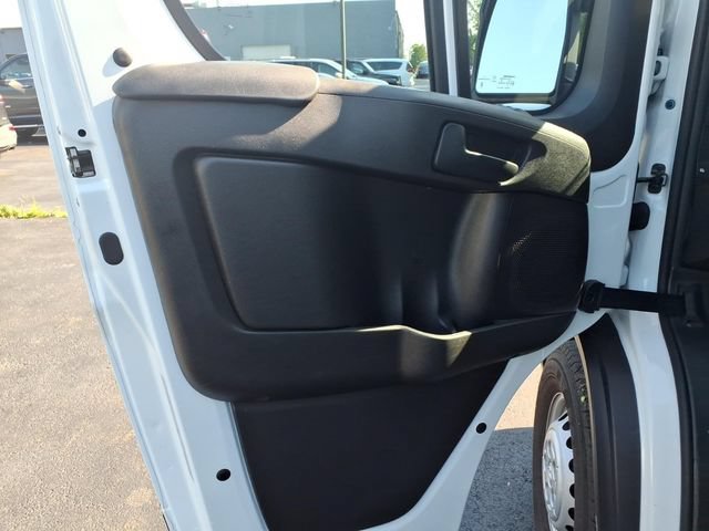 Used 2025 RAM ProMaster 2500 w/ U-Haul Equipment Group FWD image 25
