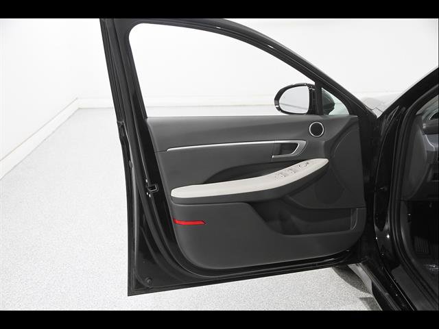Certified 2026 Hyundai Sonata SEL AWD/4WD image 4