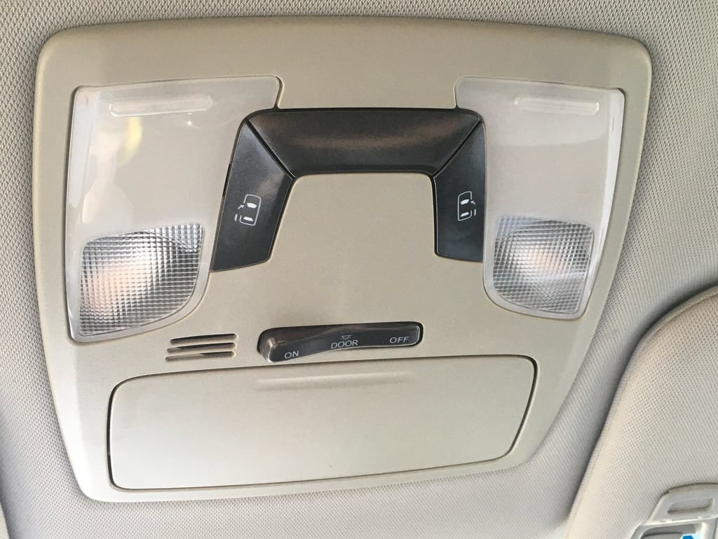 Used 2017 Toyota Sienna LE FWD image 15