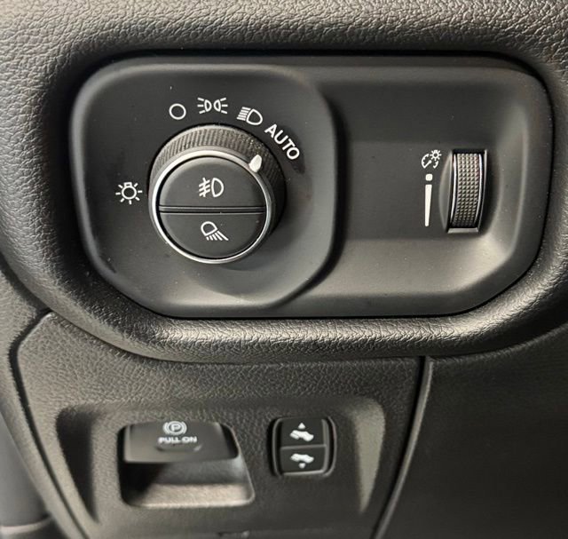 Used 2022 RAM 1500 Big Horn image 25