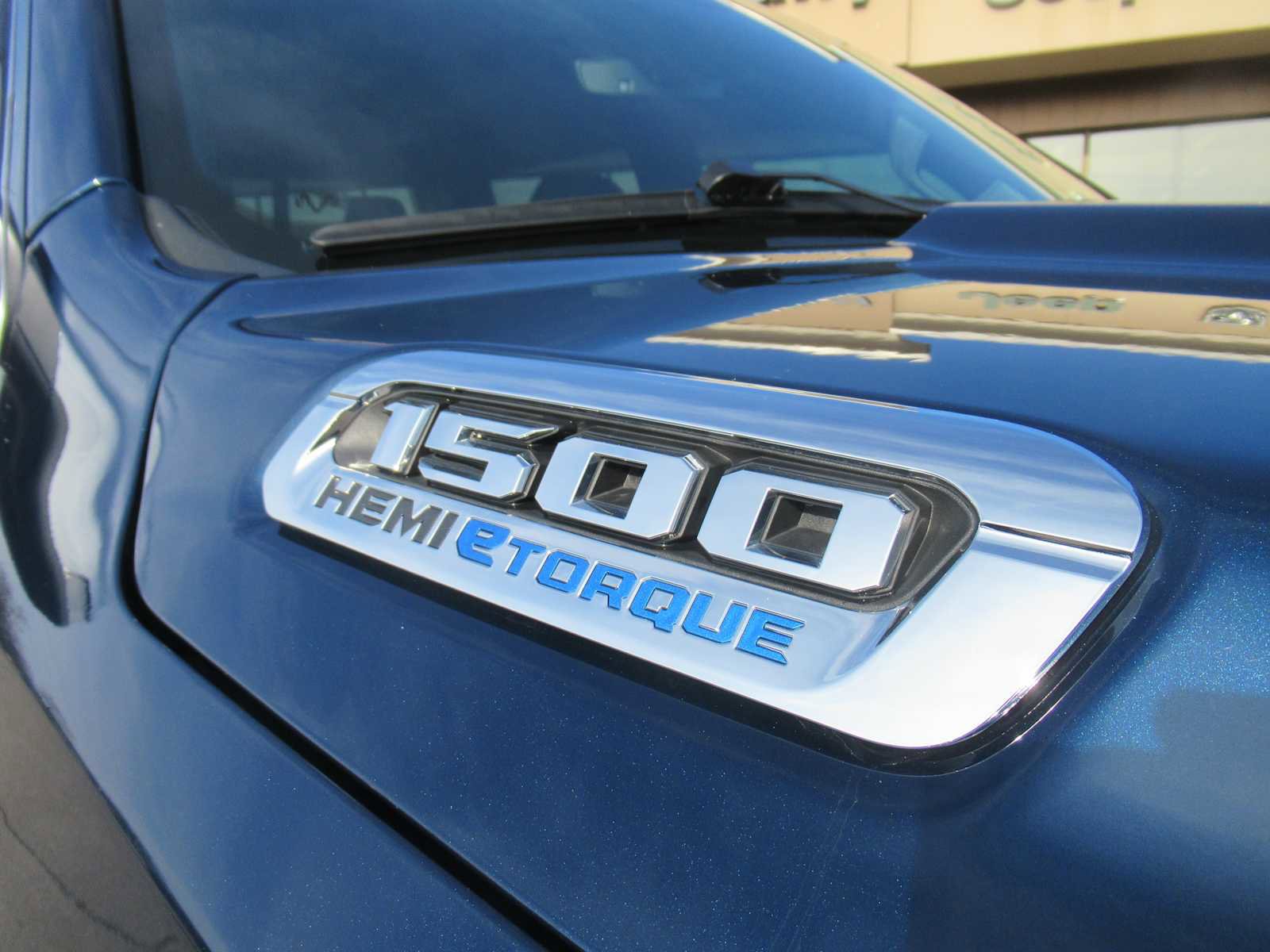 Used 2024 RAM 1500 Limited w/ Body Color Bumper Group image 14