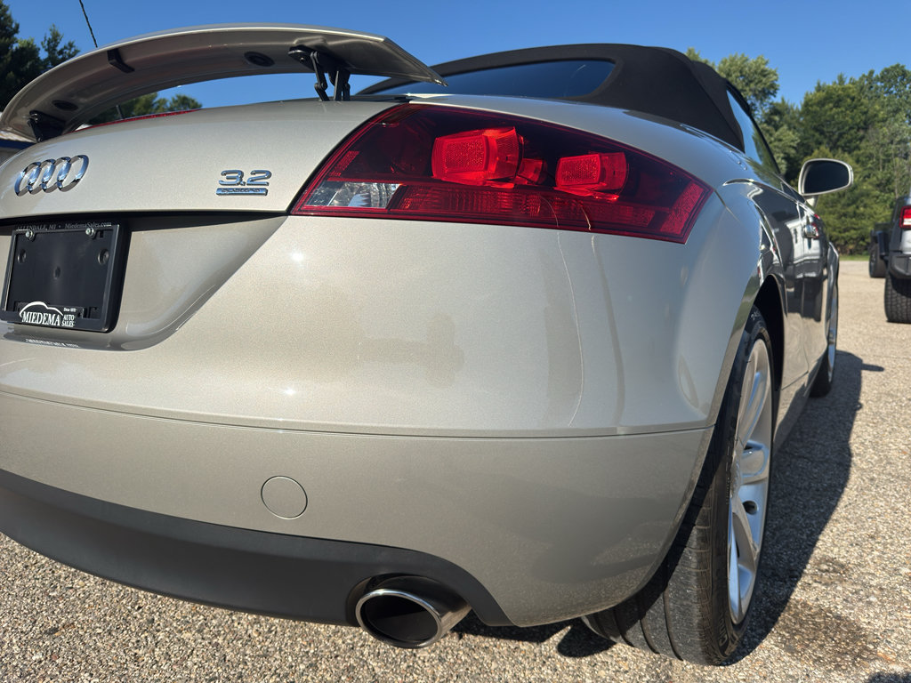 Used 2008 Audi TT 3.2 AWD/4WD image 11