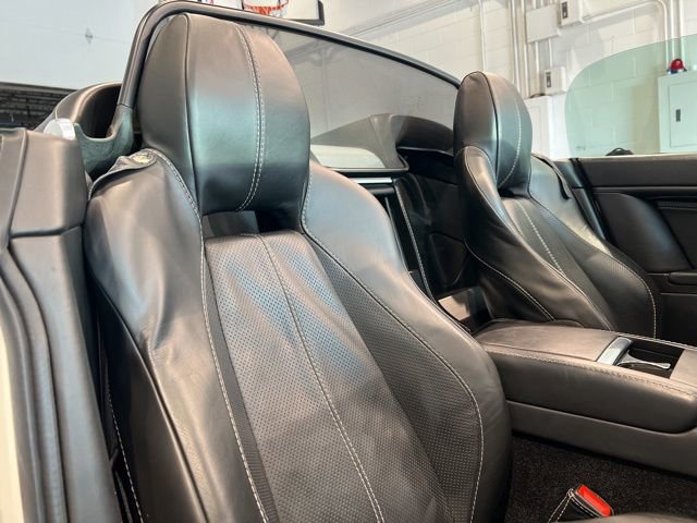 Used 2013 Aston Martin V8 Vantage Roadster image 45