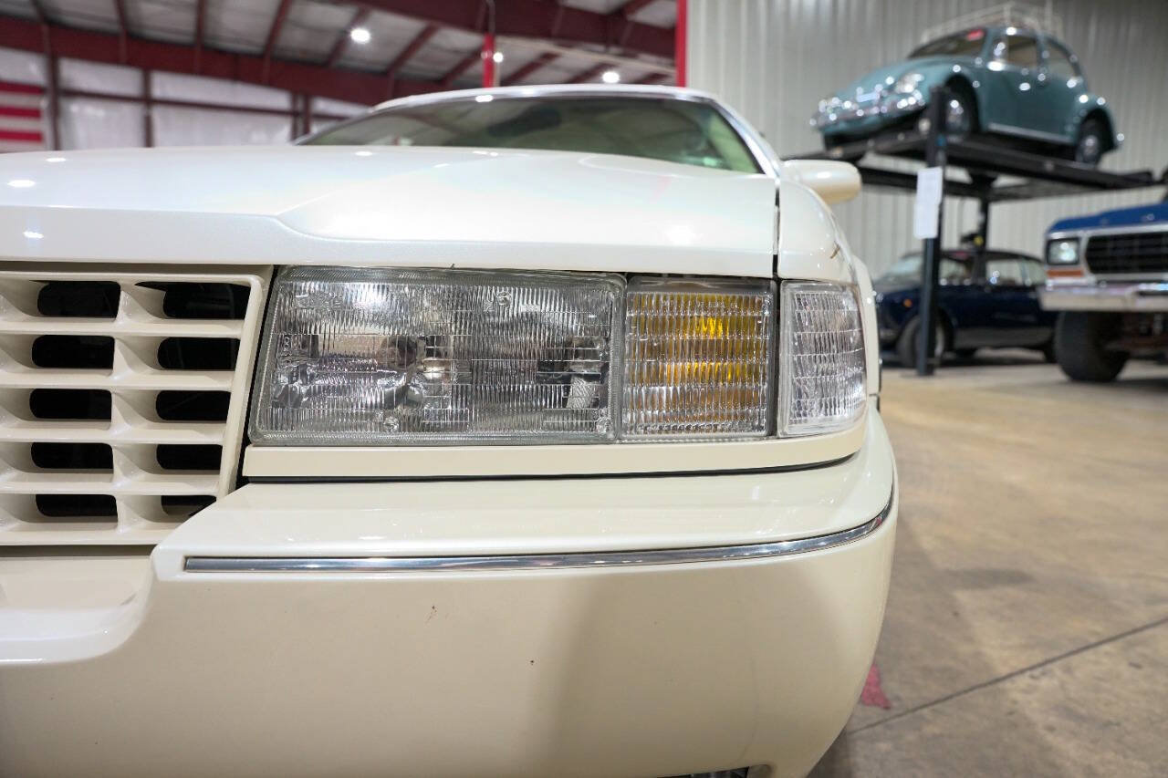 Used 1996 Cadillac Seville STS FWD image 30