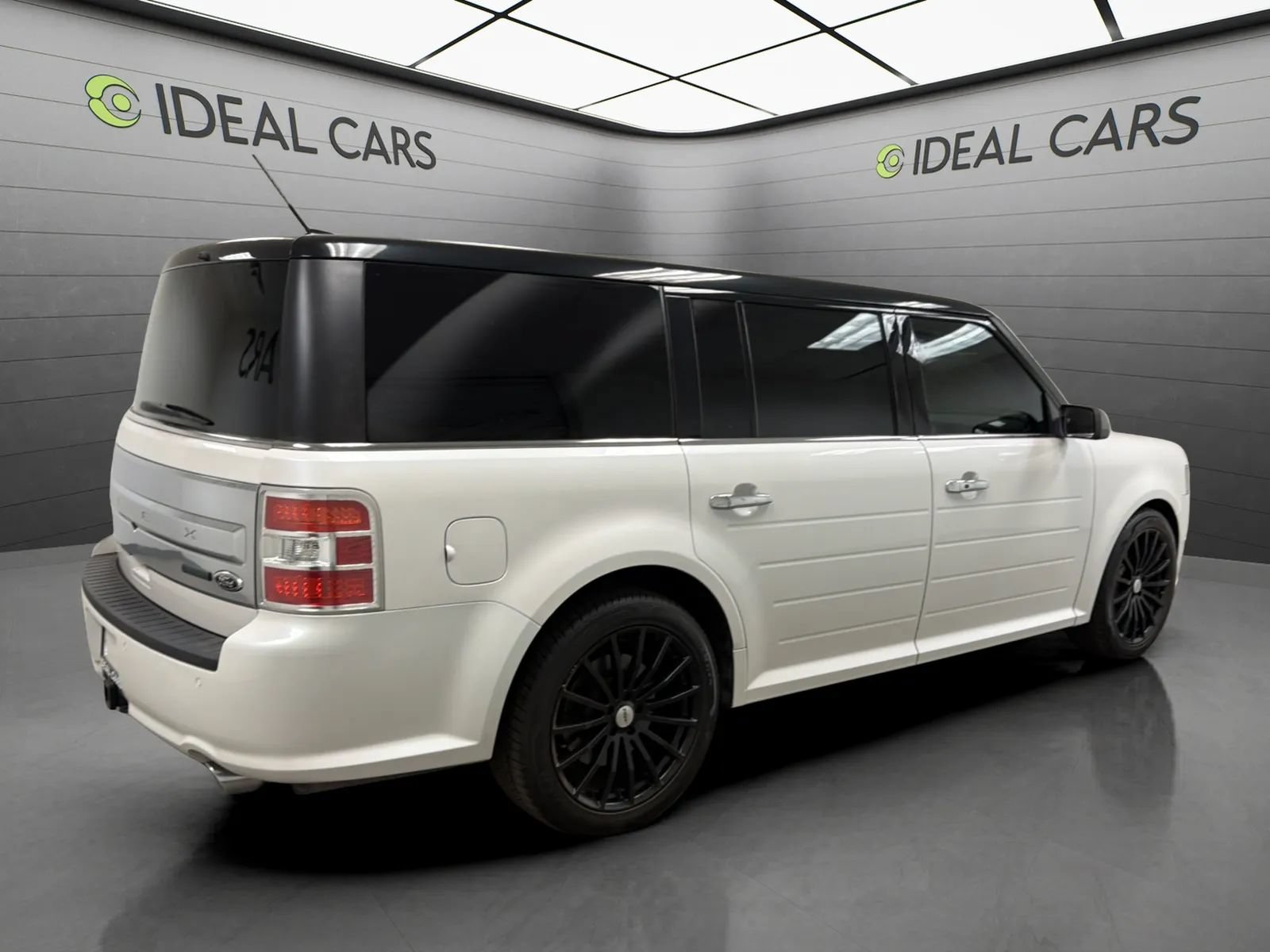 Used 2014 Ford Flex Limited w/ Equipment Group 303A AWD/4WD image 5