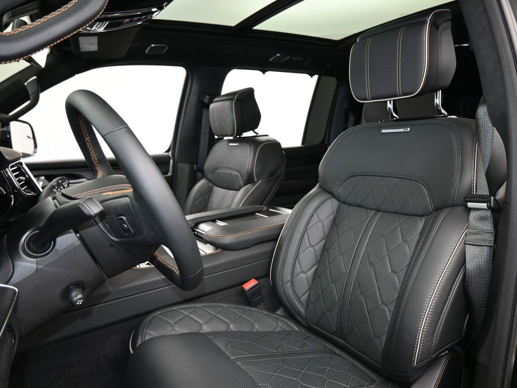 Used 2024 Jeep Grand Wagoneer Series III w/ Quick Order Packagew 28T image 12