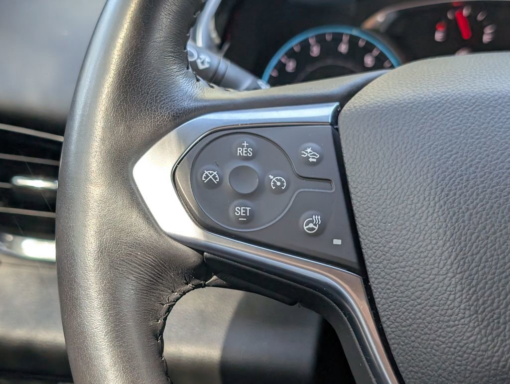 Used 2022 Chevrolet Traverse RS image 23