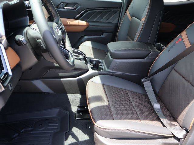 New 2025 GMC Canyon AT4 w/ Nightfall Edition image 43