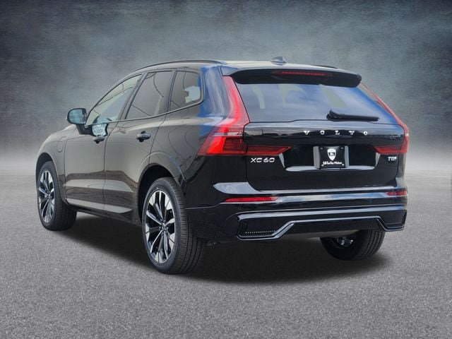 New 2026 Volvo XC60 T8 Plus w/ Climate Package PRO AWD/4WD image 5