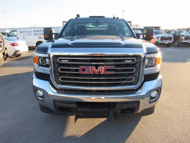 Used 2015 GMC Sierra 3500 SLE w/ SLE Preferred Package image 4
