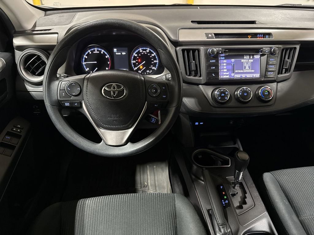 Used 2018 Toyota RAV4 LE image 11