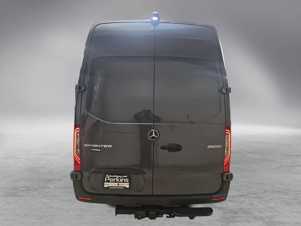 Used 2024 Mercedes-Benz Sprinter 2500 image 6