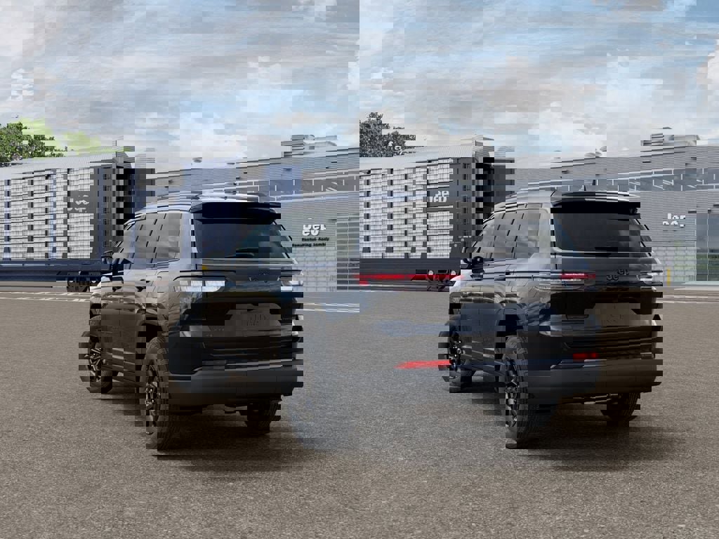 New 2026 Jeep Grand Cherokee L 4WD image 3