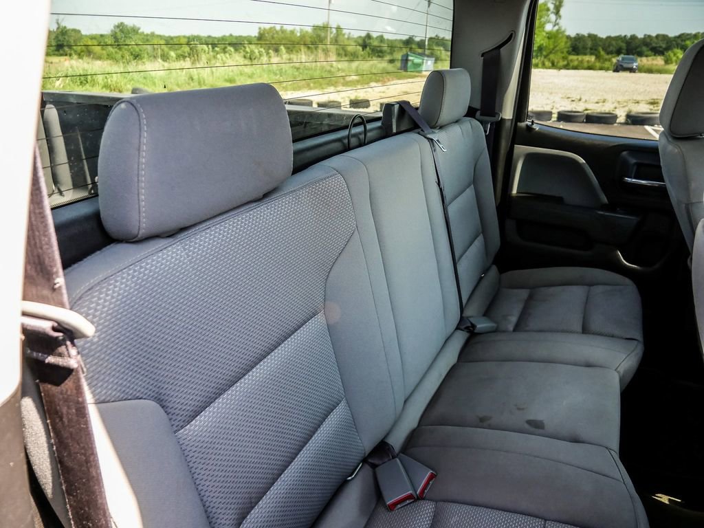 Used 2017 Chevrolet Silverado 1500 Custom w/ Custom Convenience Package AWD/4WD image 17