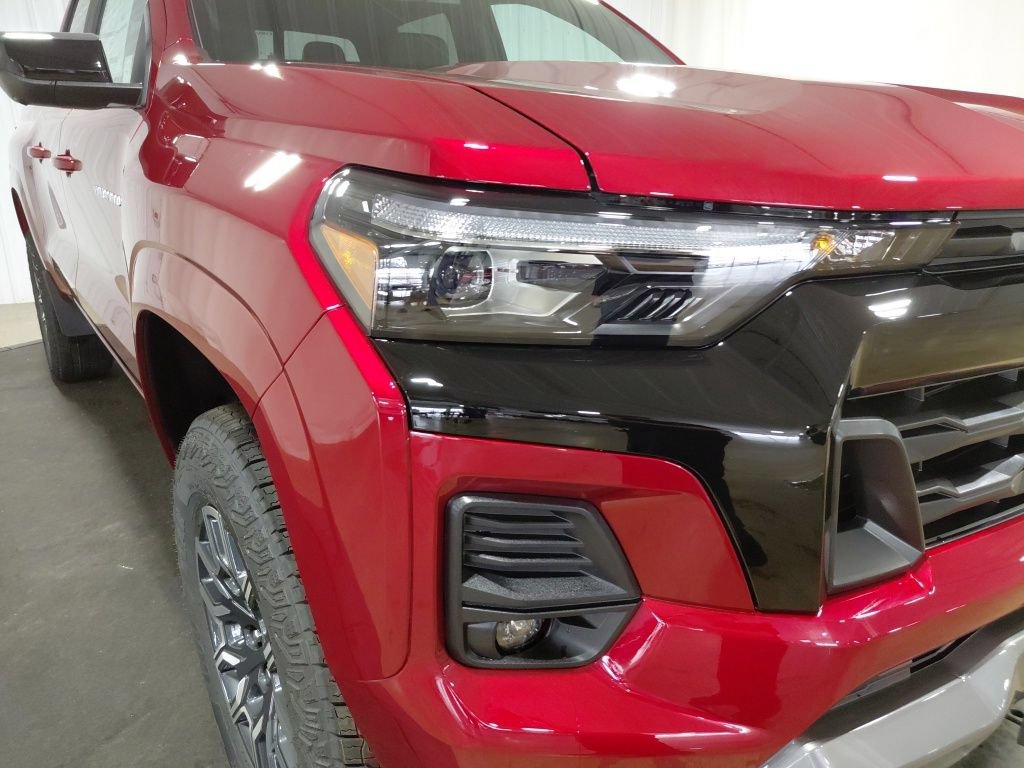 New 2026 Chevrolet Colorado Z71 w/ Technology Package AWD/4WD image 14