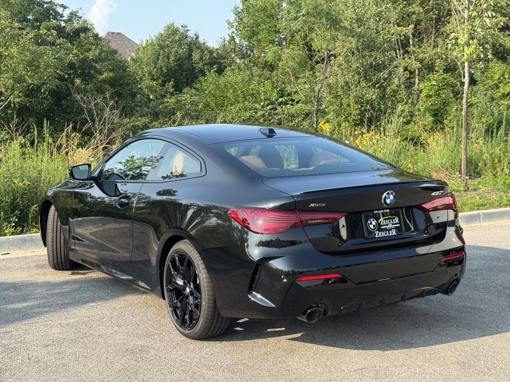 Used 2026 BMW 430i xDrive Coupe w/ M Sport Package image 4
