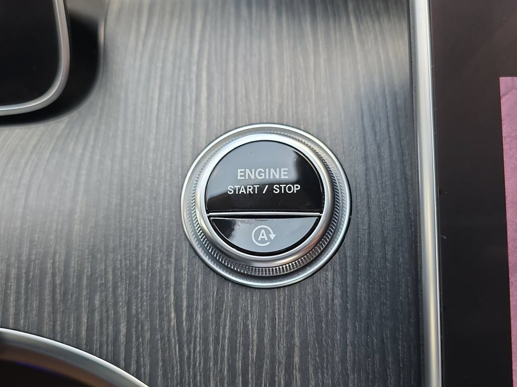 Certified 2022 Mercedes-Benz C 300 Sedan image 25