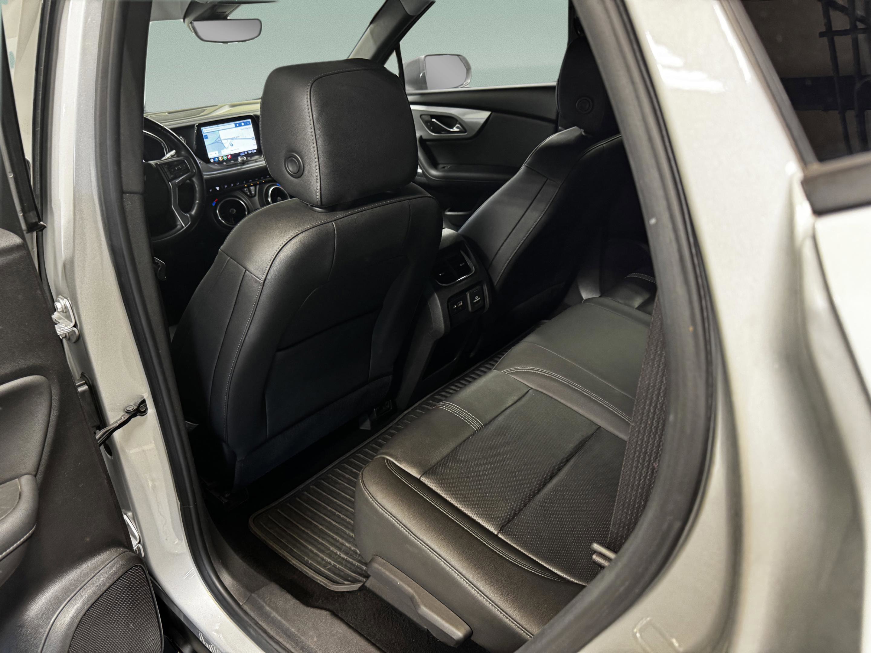 Used 2019 Chevrolet Blazer LT w/ Sun and Wheels Package FWD image 30