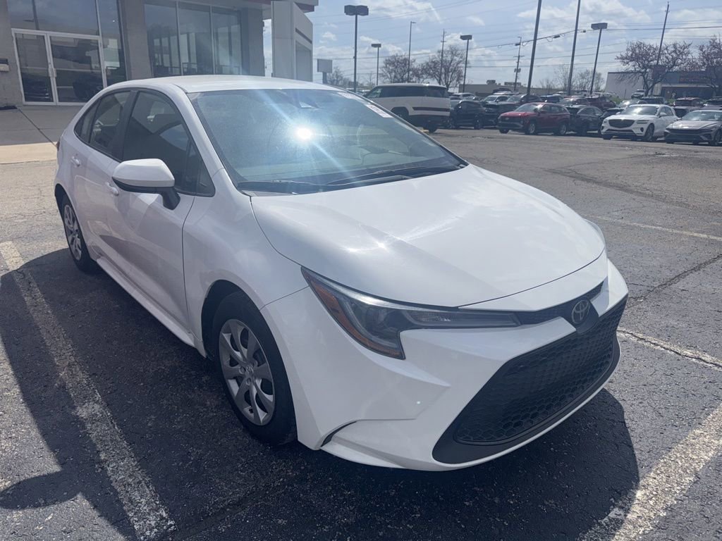 Used 2021 Toyota Corolla LE image 5