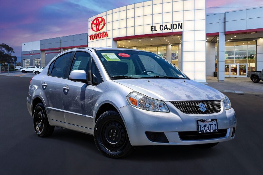 Used 2010 Suzuki SX4 LE