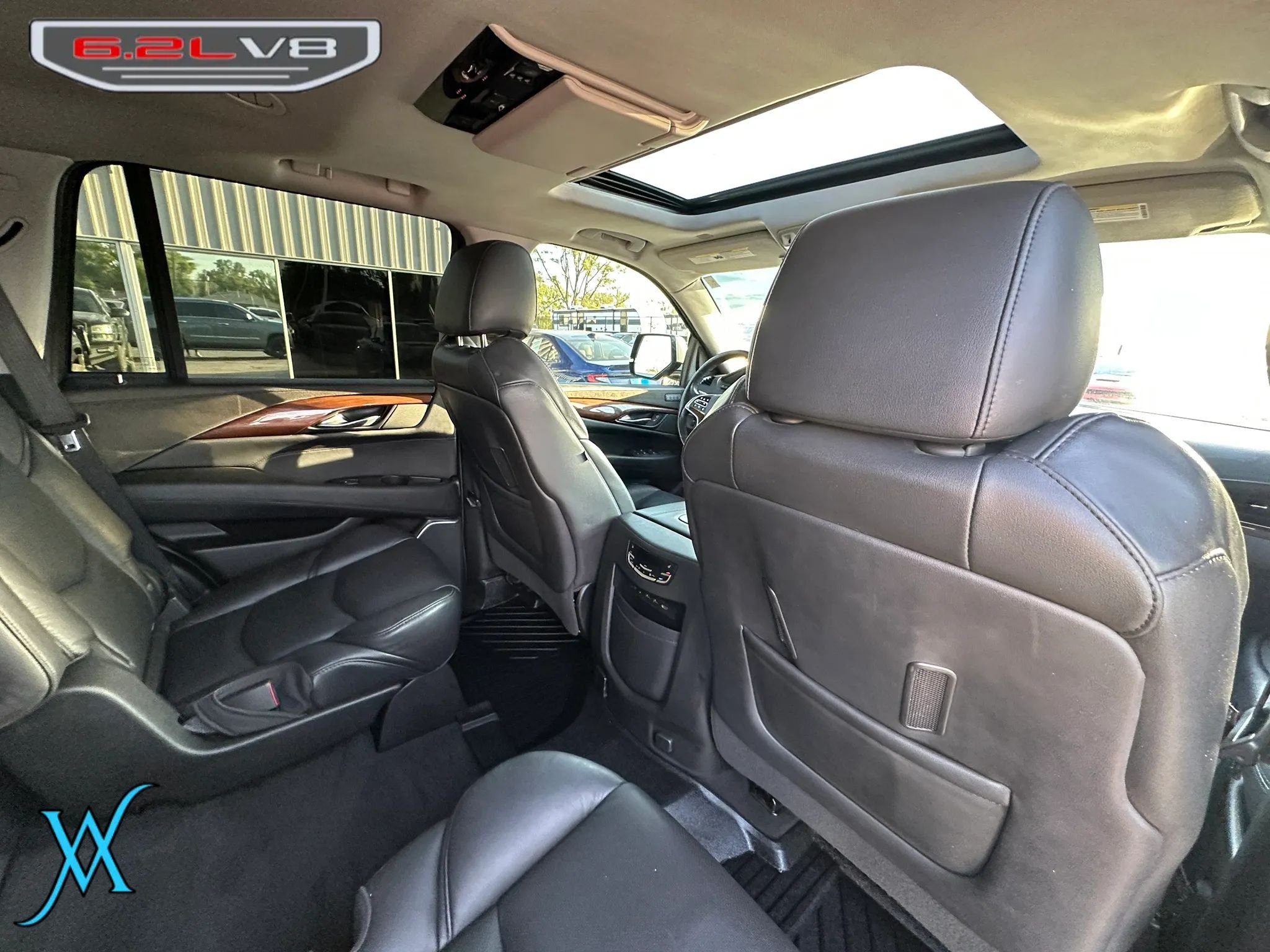 Used 2020 Cadillac Escalade Luxury AWD/4WD image 27