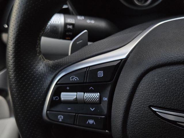 Used 2025 Genesis G70 2.5T AWD/4WD image 25