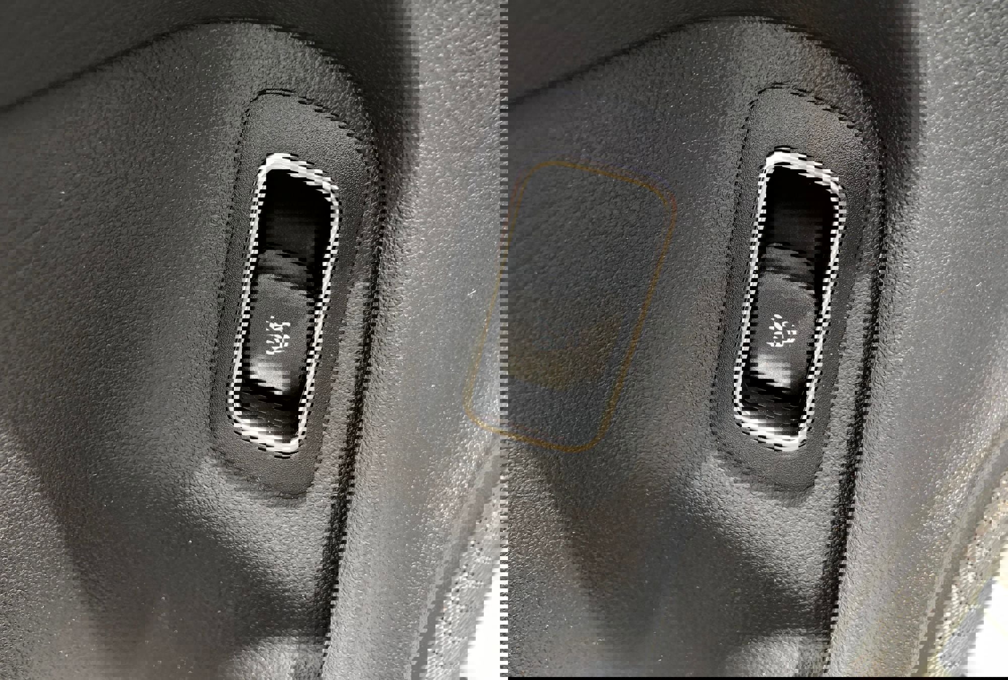 New 2025 Mercedes-Benz CLA 250 4MATIC image 13