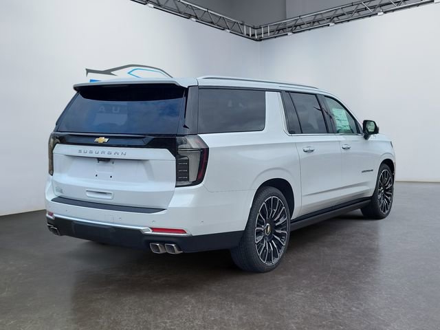 New 2026 Chevrolet Suburban High Country image 3