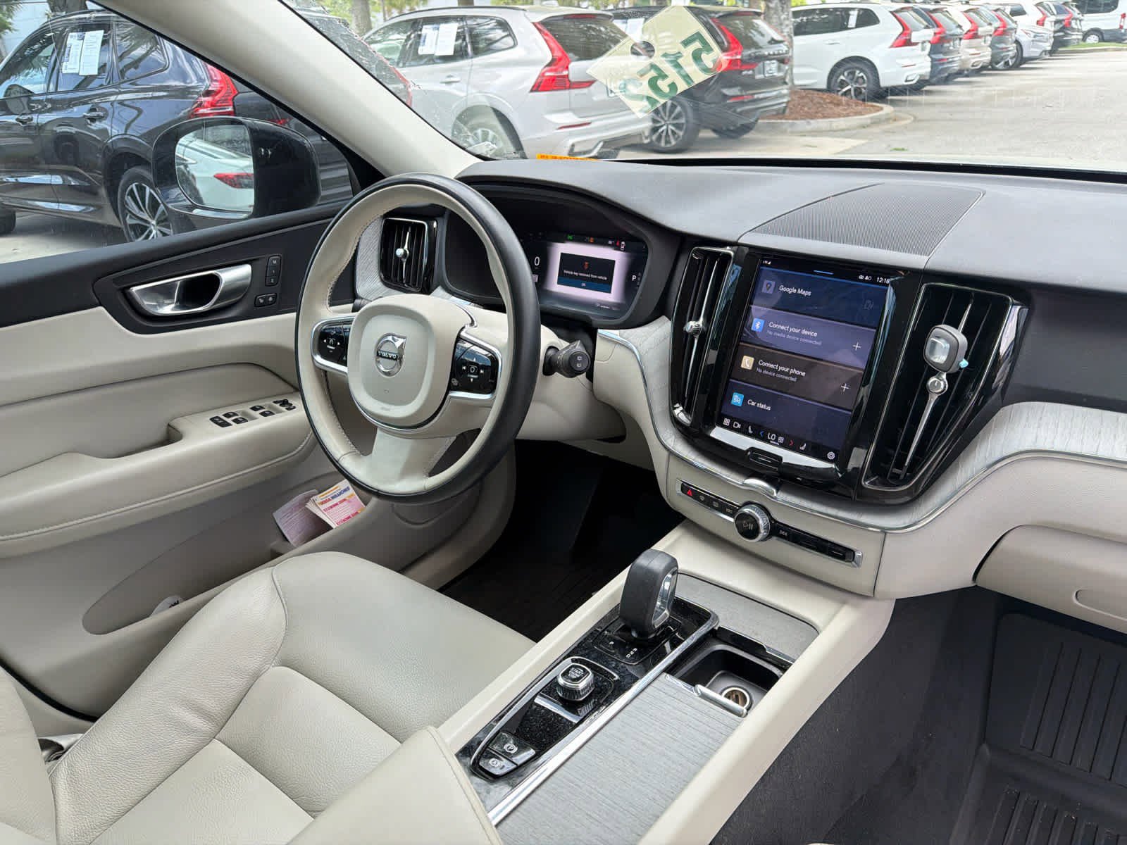 Used 2024 Volvo XC60 B5 Plus w/ Protection Package Premier image 20