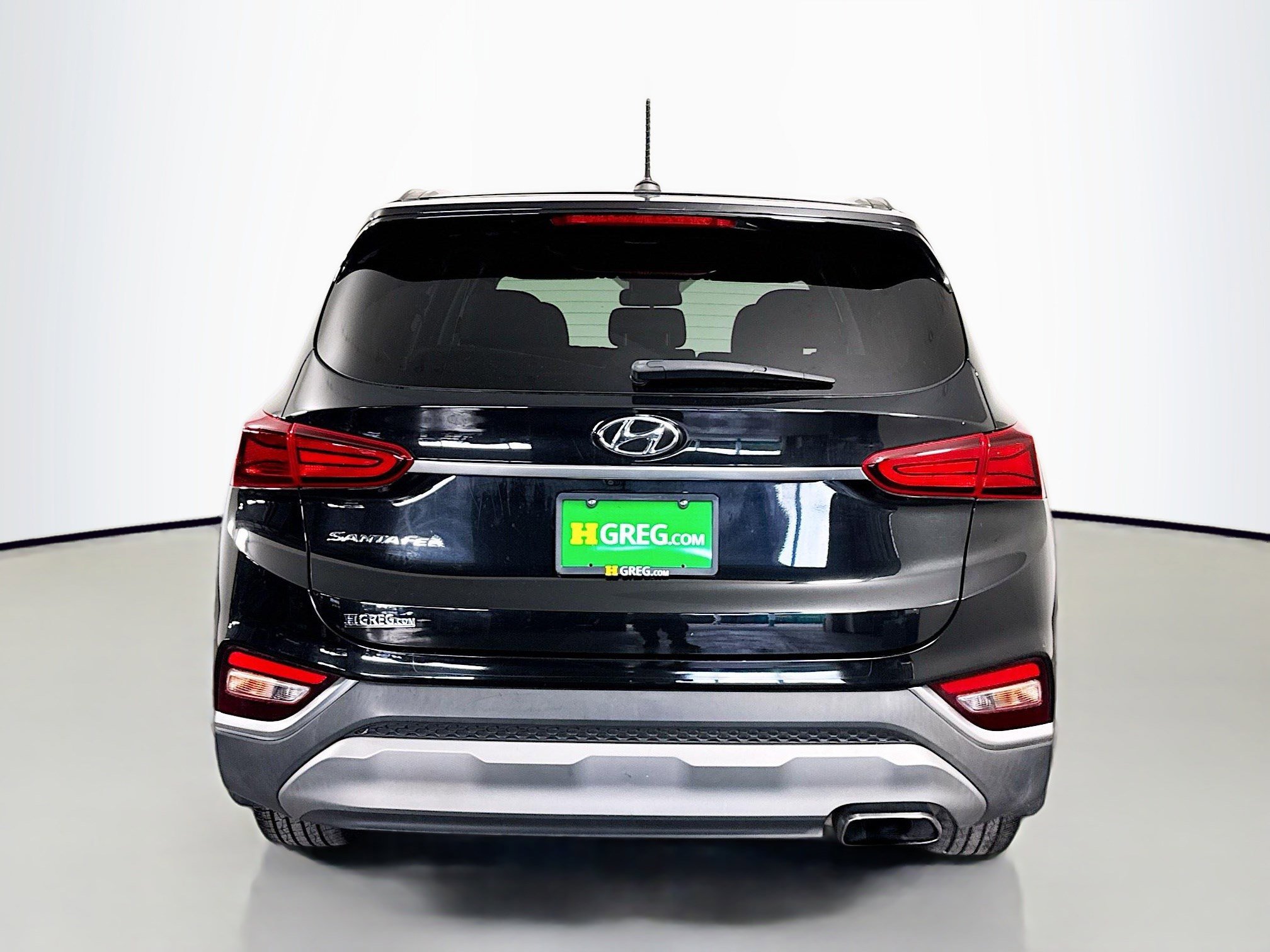 Used 2020 Hyundai Santa Fe SE image 8