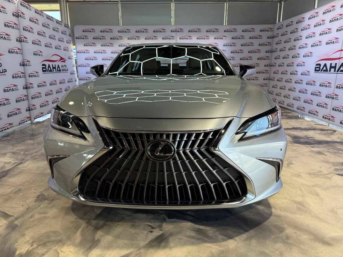 Used 2024 Lexus ES 350 w/ Premium Package FWD image 7