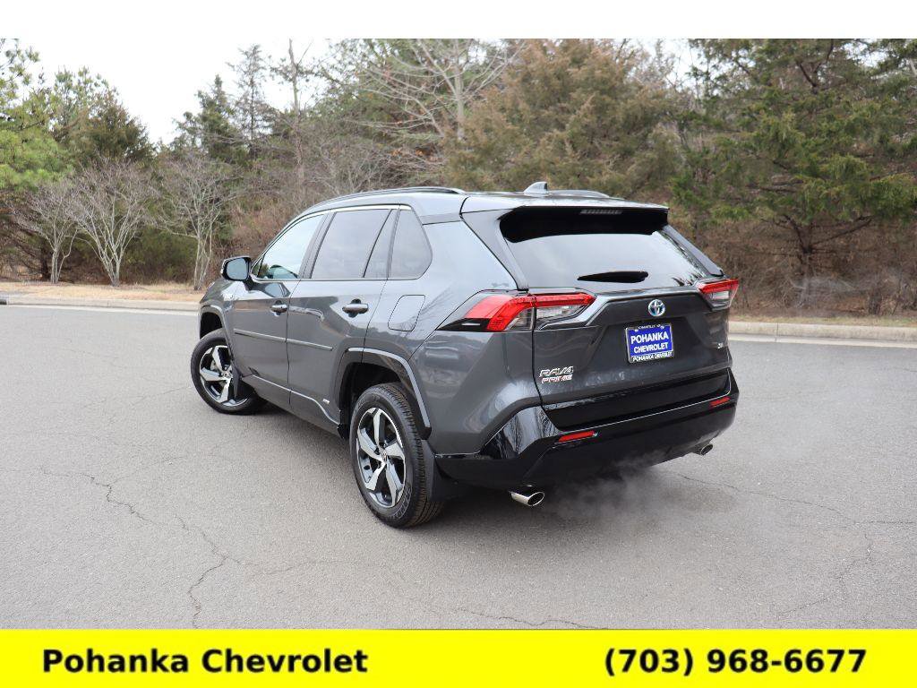Used 2024 Toyota RAV4 SE image 5